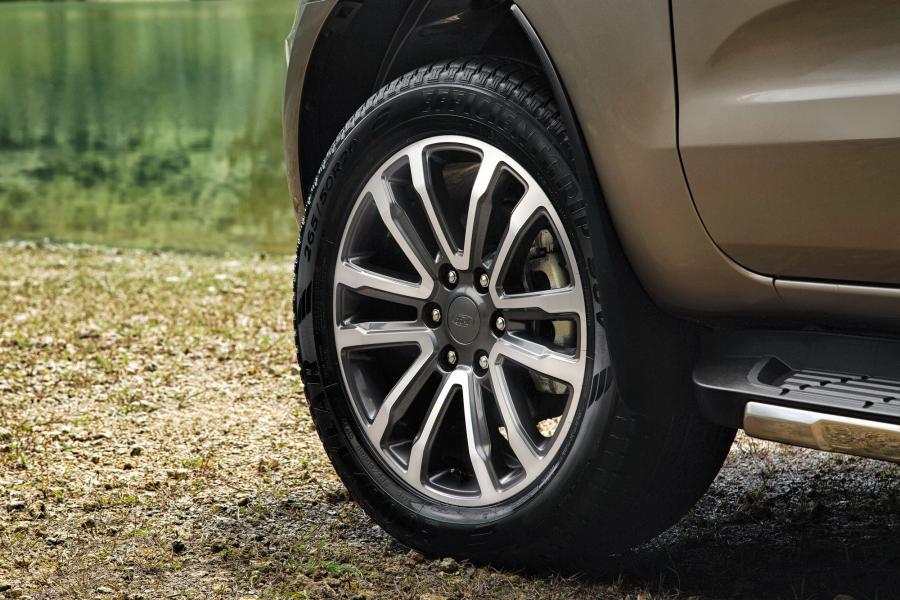 Колеса Ford Everest Titanium 2018 года  (AU) (фото 16 из 23)